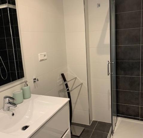 Apartamento Marina Port Sea View Торрев'єха Екстер'єр фото