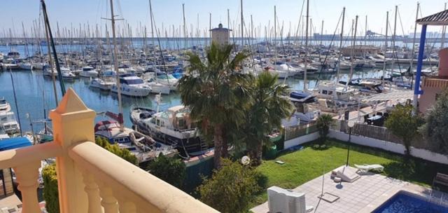 Apartamento Marina Port Sea View Торрев'єха Екстер'єр фото