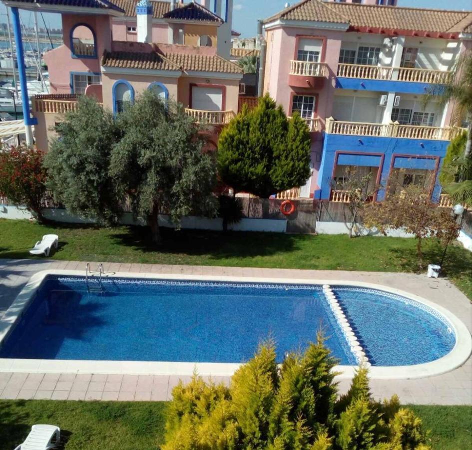 Apartamento Marina Port Sea View Торрев'єха Екстер'єр фото